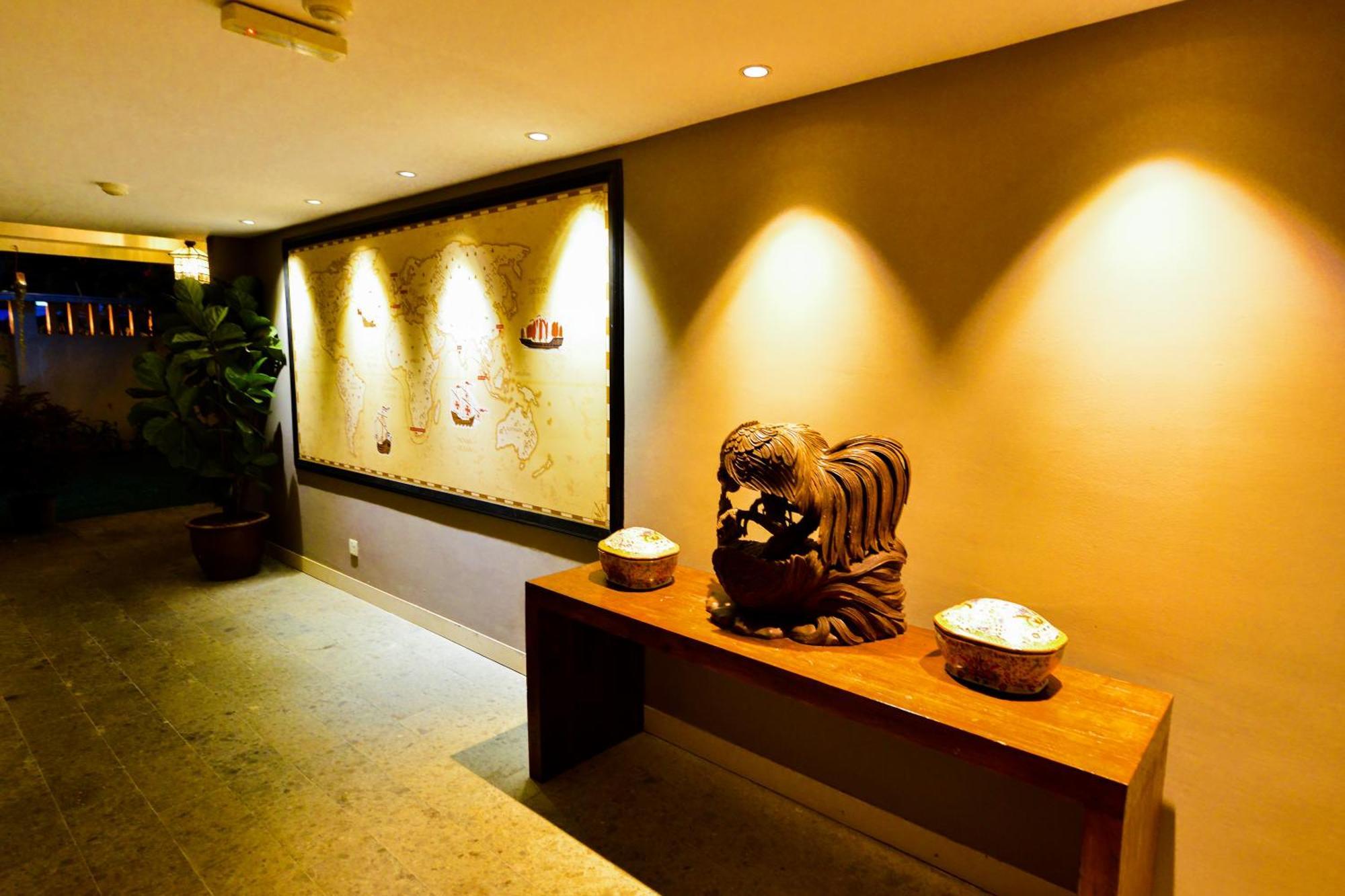 Sojourn Spa Hotel Melaka Exterior photo