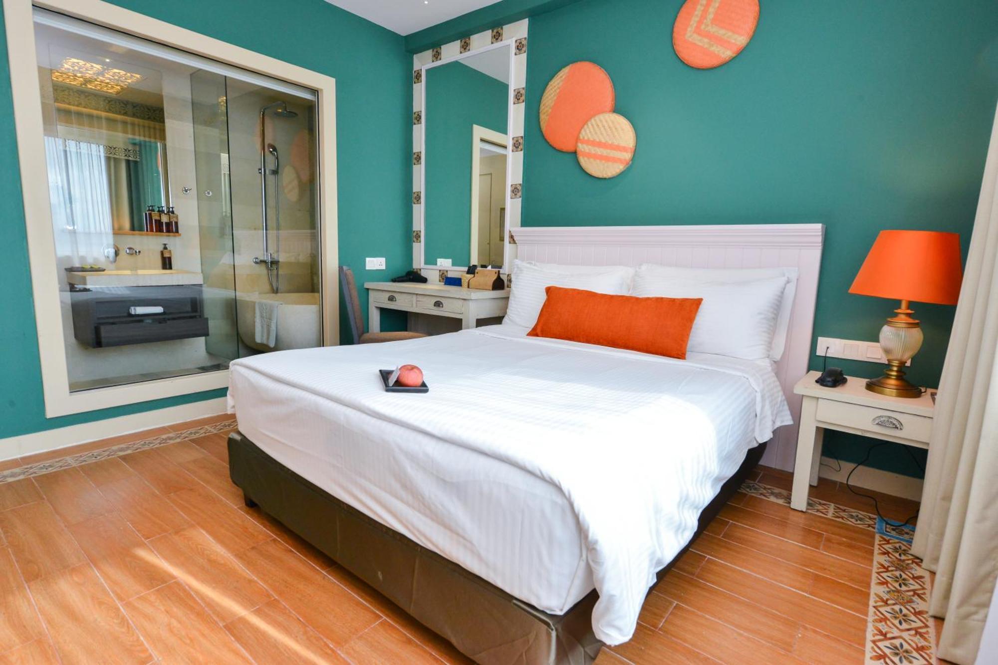 Sojourn Spa Hotel Melaka Exterior photo